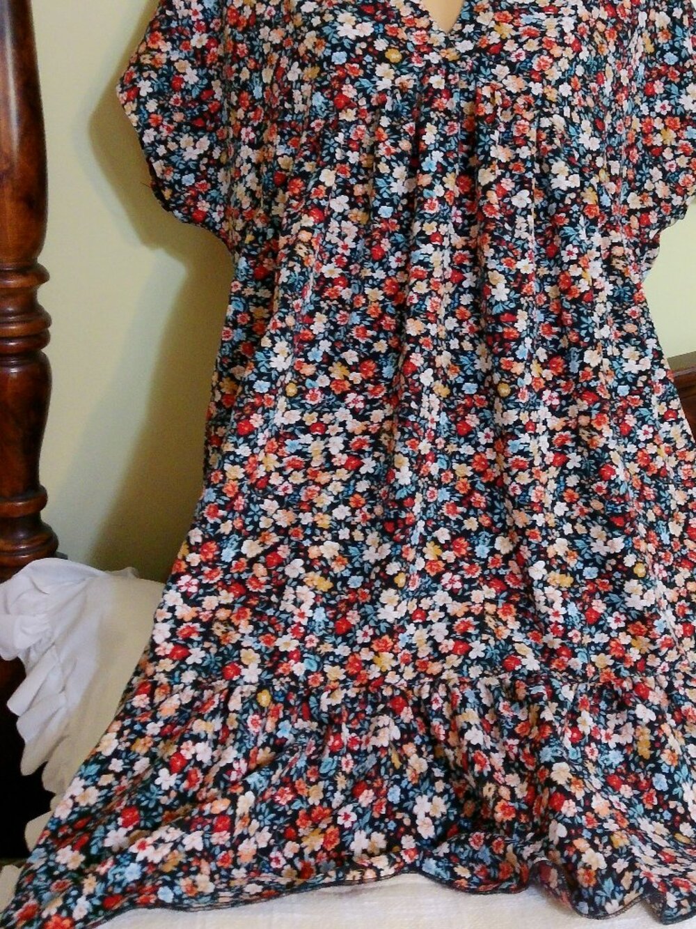 EMERY ROSE DRESS WITH BOTTOM RUFFLE SIZE L GOOD CONDITION - Picture 6 of 7